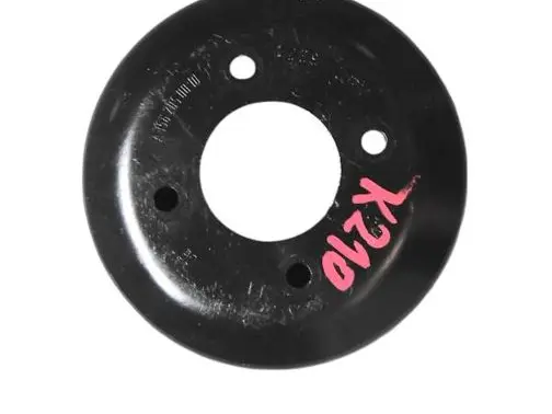 Mercedes-Benz E W212 Water pump pulley A1562050010