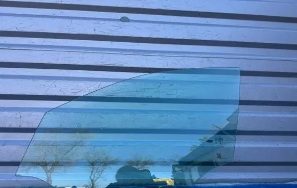 Mercedes-Benz C W206 Front door window/glass (coupe) A2067253100