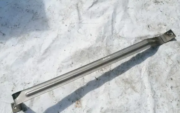 Chrysler Pacifica Fuel tank mounting bracket 