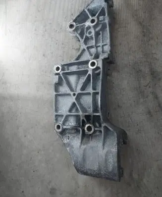 Volkswagen Sharan Generator/alternator bracket r045903113f
