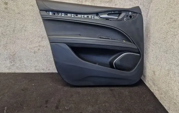 Alfa Romeo Stelvio Front door card panel trim 156197042 160006682 156197062
