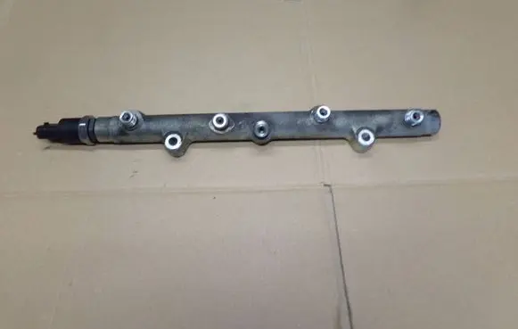 Land Rover Freelander Fuel main line pipe 0445214011