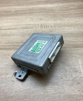 Toyota Yaris Cross Gearbox control unit/module 8953052020 1SZFE