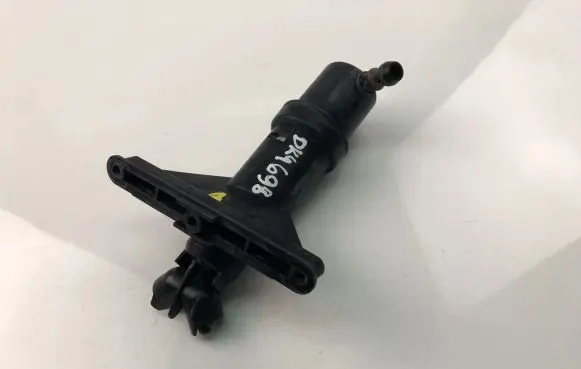 BMW 5 E60 E61 Windshield washer fluid hose 7038415