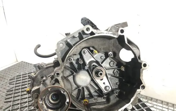 Seat Ibiza IV (6J,6P) Manual 5 speed gearbox JHQ