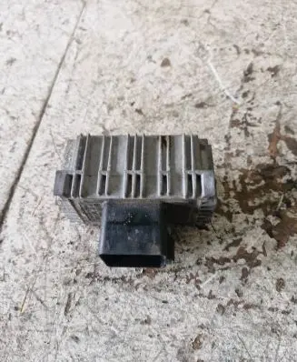 Opel Astra G Glow plug pre-heat relay 09132691