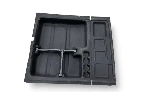 Trunk/boot floor carpet liner