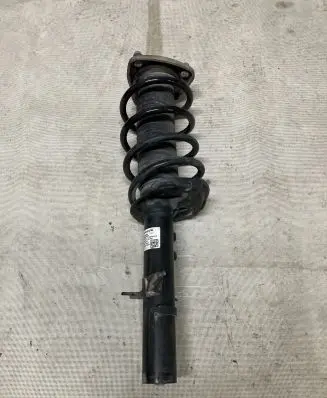 Volvo XC40 Front shock absorber with coil spring 32246639 32221901