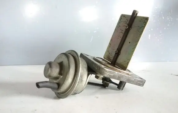 Subaru Outback Throttle valve 2C1