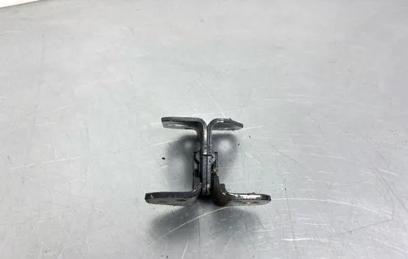 Jeep Grand Cherokee Rear door upper hinge 
