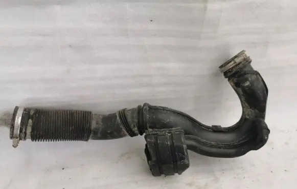 Renault Trafic III (X82) Air intake hose/pipe 165755972R 93451664