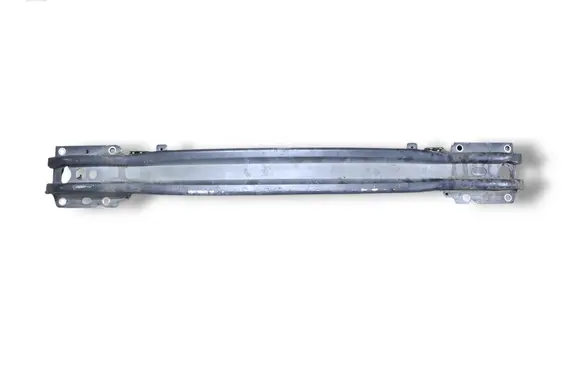 Volvo V70 Front bumper cross member 30791152
