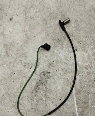 Mercedes-Benz 190 W201 Camshaft position sensor 0261210017