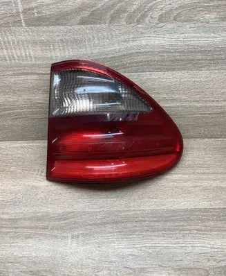 Mercedes-Benz E W210 Rear/tail lights A2108205464 324002