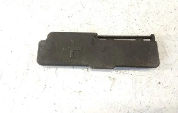 Volvo V70 Fuse box cover 9494440