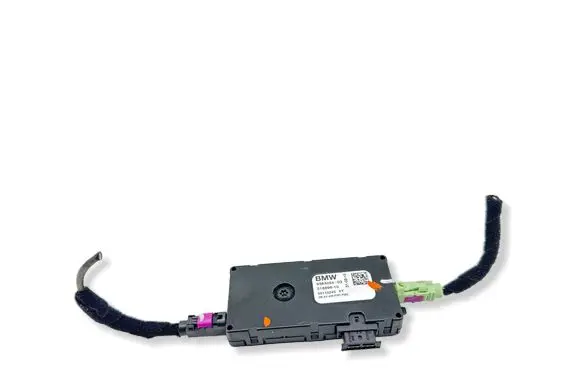 BMW 7 G11 G12 Aerial antenna amplifier 9384054 21889810 50110245