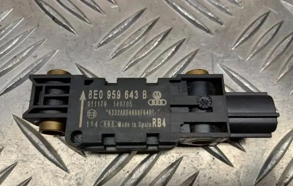 Audi A4 S4 B7 8E 8H Airbag deployment crash/impact sensor 8E0959643B