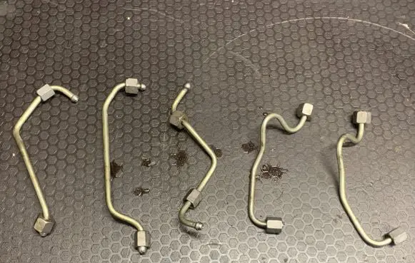 Ford Fiesta Fuel injector supply line/pipe 