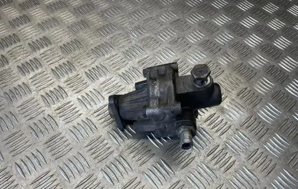 Audi A4 S4 B5 8D Power steering pump 8D0145156A 7681955281 0050866