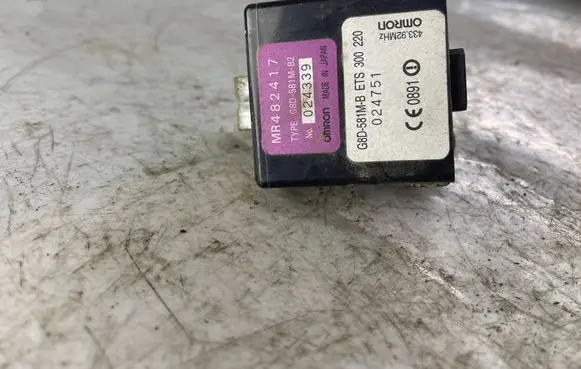 Mitsubishi Pajero Sport I Door central lock control unit/module Mr482417