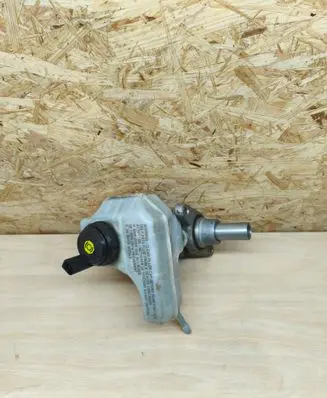 Volkswagen PASSAT CC Master brake cylinder 3C1611301