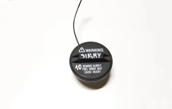 Suzuki Jimny Fuel tank filler cap 7732116010