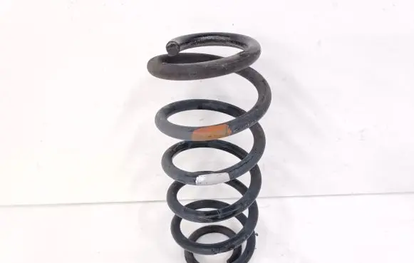 Toyota Prius+ (ZVW40) Rear coil spring