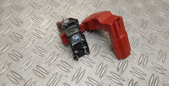Toyota Yaris Battery relay fuse