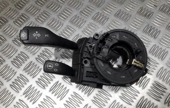 BMW 5 E39 Indicator stalk 8363668k 0110401025