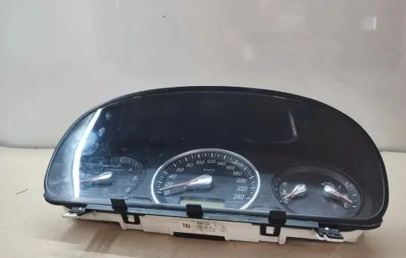 Hyundai Sonata Speedometer (instrument cluster) 940033K405