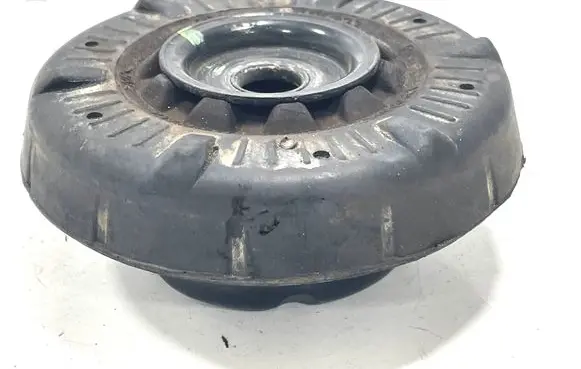 Chevrolet Volt I Front upper strut mount 13505854 139873