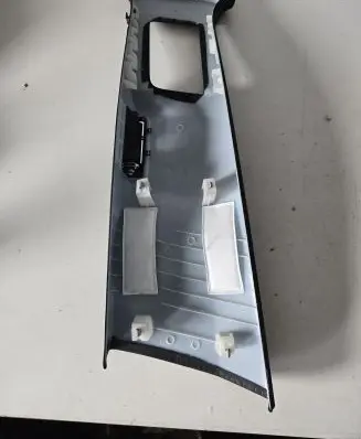 (B) pillar trim (top)
