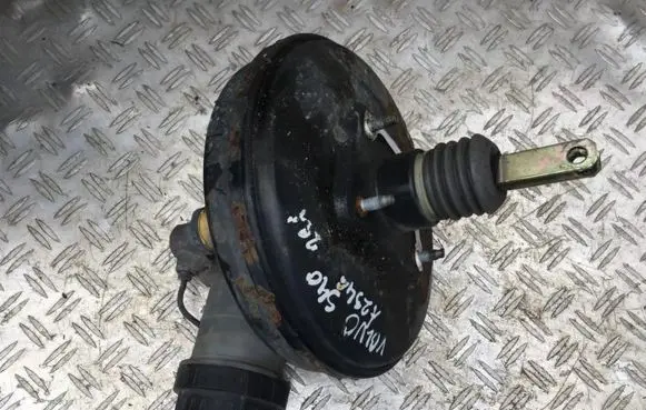 Volvo S40, V40 Brake booster 30857437