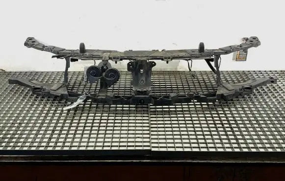 Renault Laguna III Front bodywork piece 