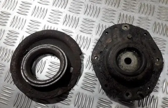 Citroen Berlingo Coil spring mount 