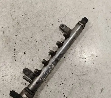 Fuel main line pipe