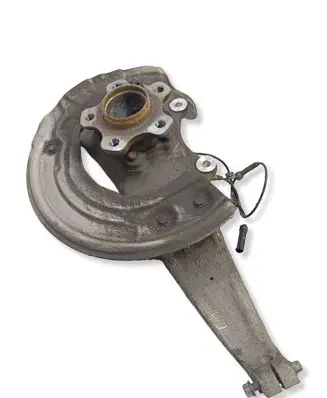 BMW 5 G30 G31 G38 Front wheel hub 