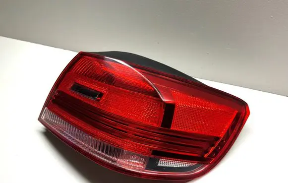 BMW 3 E92 E93 Rear/tail lights 7162302 63217162302 HLE93T1R