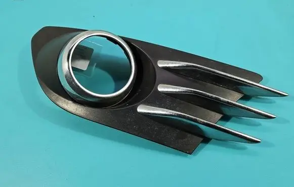Peugeot 5008 Front fog light trim/grill 091ISM014 IMPRK1553425