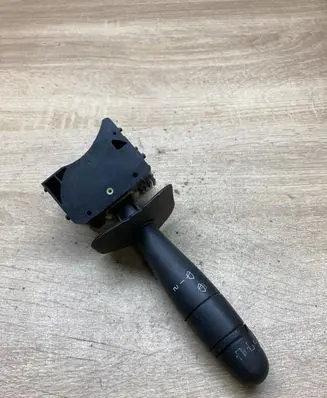Renault Kangoo I Wiper control stalk 8200090337