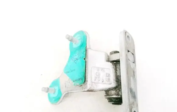 Mercedes-Benz C AMG W204 Rear door lower hinge