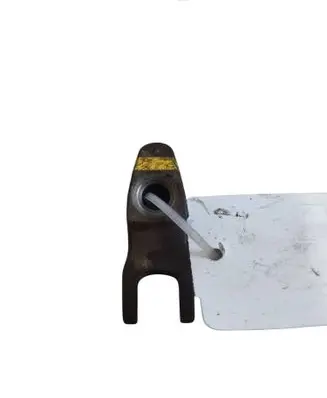 KIA Optima Fuel Injector clamp holder 