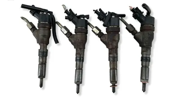 Peugeot 307 Fuel injectors set 0445110062