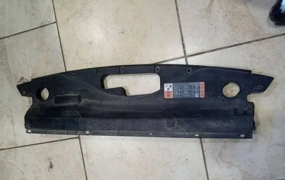 Ford Edge II Engine bonnet/hood lock trim molding FT4BR16613AB FT4BR16613