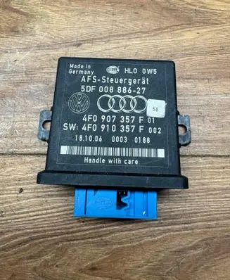 Audi A4 S4 B7 8E 8H Light module LCM 5DF00888627 4F0907357F 4F0910357F