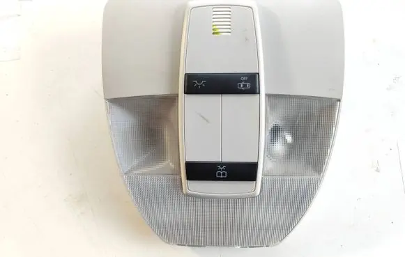 Mercedes-Benz B W245 Front seat light A169820 159839