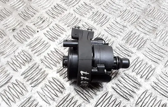 BMW 3 F30 F35 F31 Electric auxiliary coolant/water pump 764394903