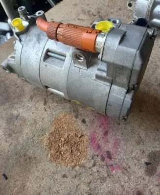 BMW X1 F48 F49 Air conditioning (A/C) compressor (pump) 64529496109-05 21137510