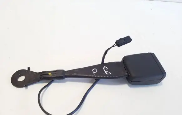 Audi Q3 F3 Front seatbelt buckle 8W0857755F