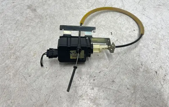 Land Rover Range Rover Sport L320 Fuel tank cap lock motor A2C53110933
